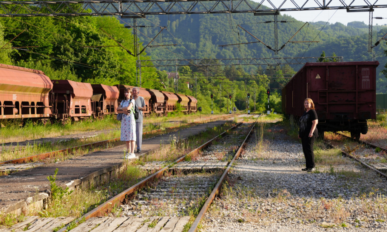 NE IGRAJTE SE ŽIVOTOM Samo jedan korak ka pruzi može biti koban, stigao hitan apel građanima!