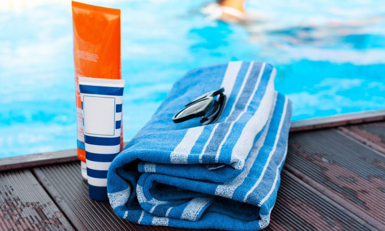 NAJBOLJI PEŠKIRI ZA PLAŽU Brzo se suše, nisu skupi a dugo traju!