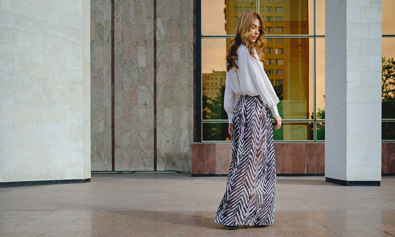 ZVANIČNO JE, OVO SE TRAŽI Suknje koje su najpoželjniji komadi leta 2025!