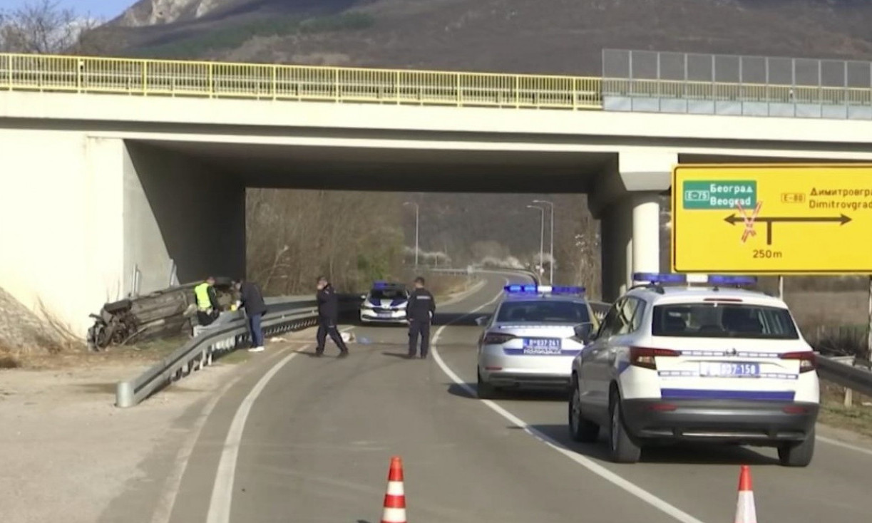 OTKRIVENO KAKO JE DOŠLO DO NESREĆE KOD MALČE Jedan potez izazvao direktan sudar u kojem je poginula devojčica (3)