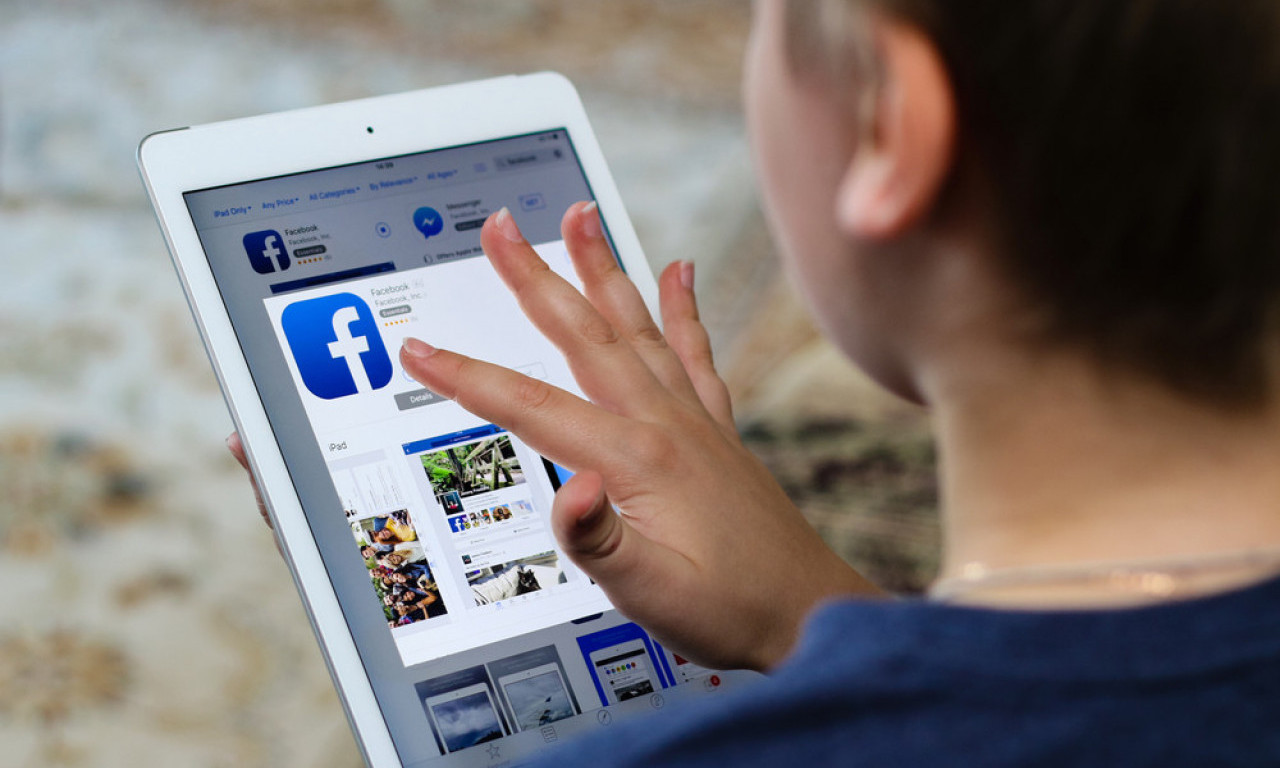 RAZOTKRIVENA PEDOFILSKA GRUPA "ĆERKE I TATE DOPISIVANJE"! Reagovao MUP Srbije - administrator je IZ HRVATSKE: Hitno obavešten Evropol