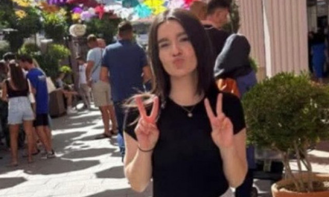 OVO JE LEA SA KOSOVA STRADALA U MASAKRU U GRACU Reči porodice rasplakale sve: "Molimo se za njenu dušu..." (FOTO)