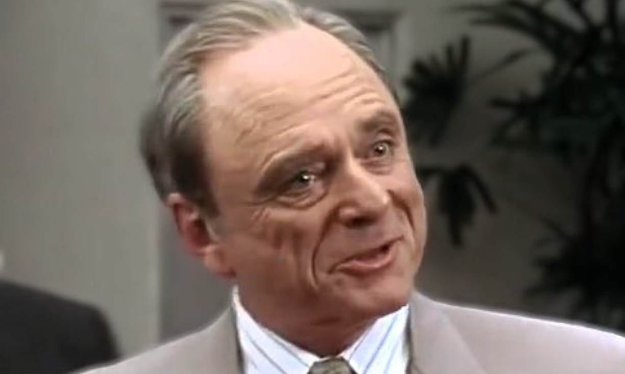 PREMINULA LEGENDA FILMA SKARFEJS! Porodica potvrdila stravičnu vest - stalo mu je srce