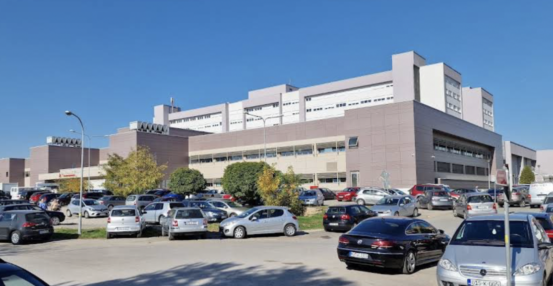 BRAT UPUCAO SESTRU PRED SVADBU Jeziv incident! Metak prošao centimetar od srca