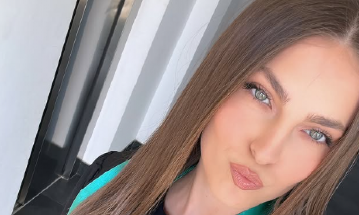 DŽEJLA RAMOVIĆ DIPLOMIRALA U ŠPANIJI "Danas je taj dan" – pevačica završila prestižne studije