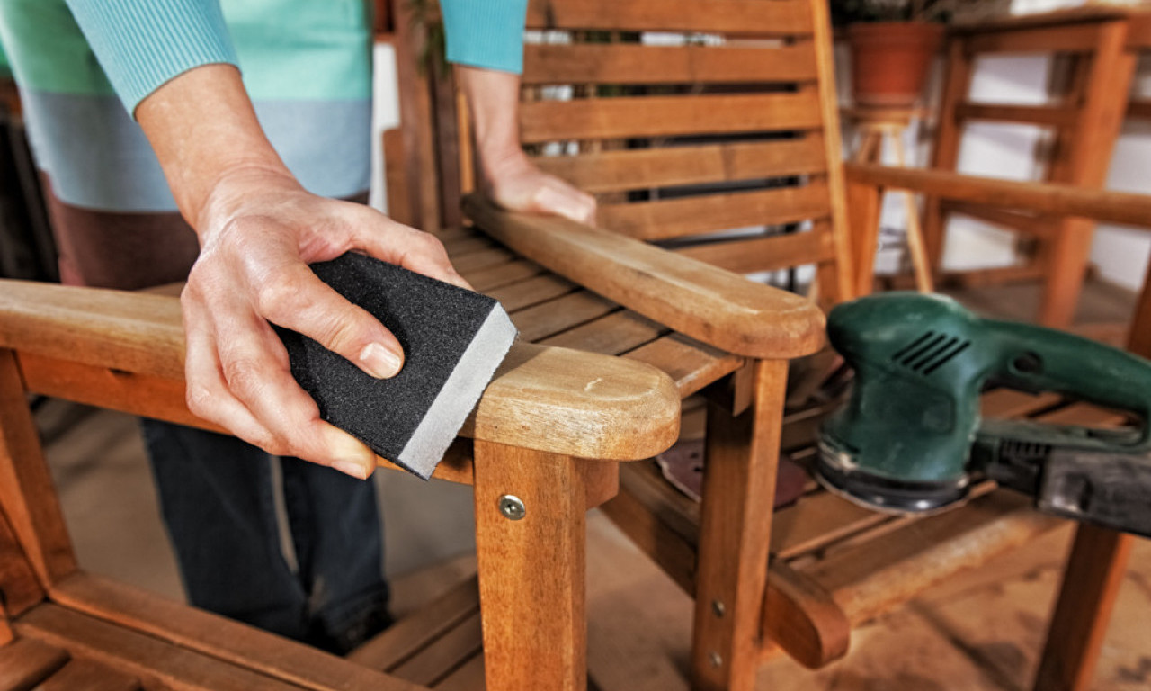 BAŠTENSKI NAMEŠTAJ KAO NOV Ovako se pravilno čiste drvene garniture ako želite da vam dugo traju!