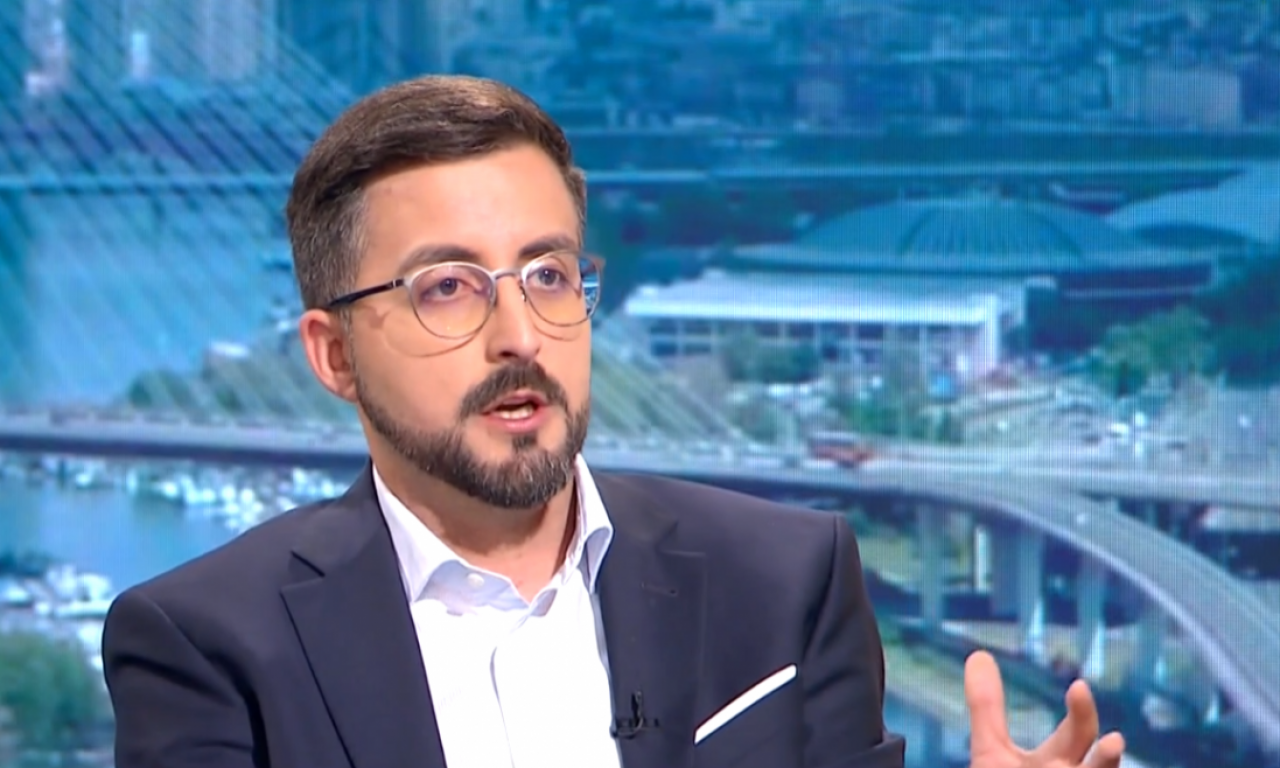 NEBOJŠA OBRKNEŽEV: "Protivnici vlasti napadaju sve što je legitimno, opozicija je svesna svoje nemoći" (VIDEO)
