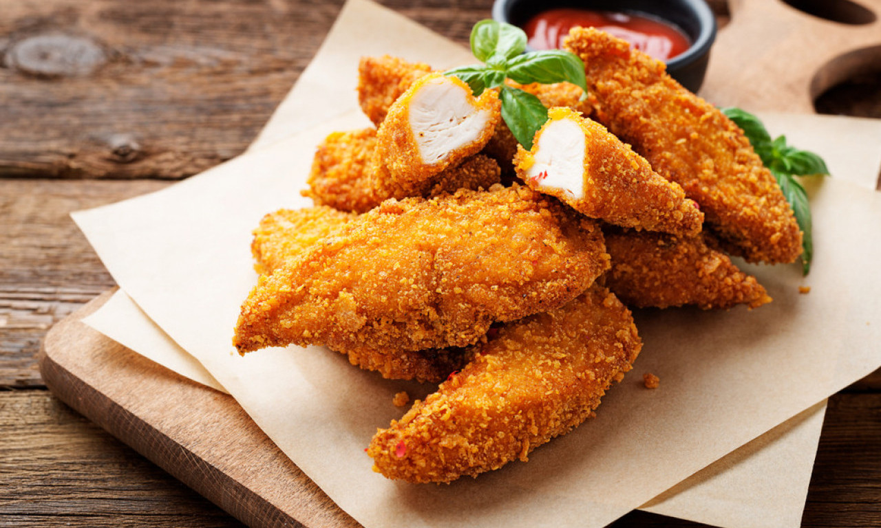 PILETINA KAO IZ KFC-A Hrskavi zalogaji koji se prave za 15 minuta u vašoj kuhinji
