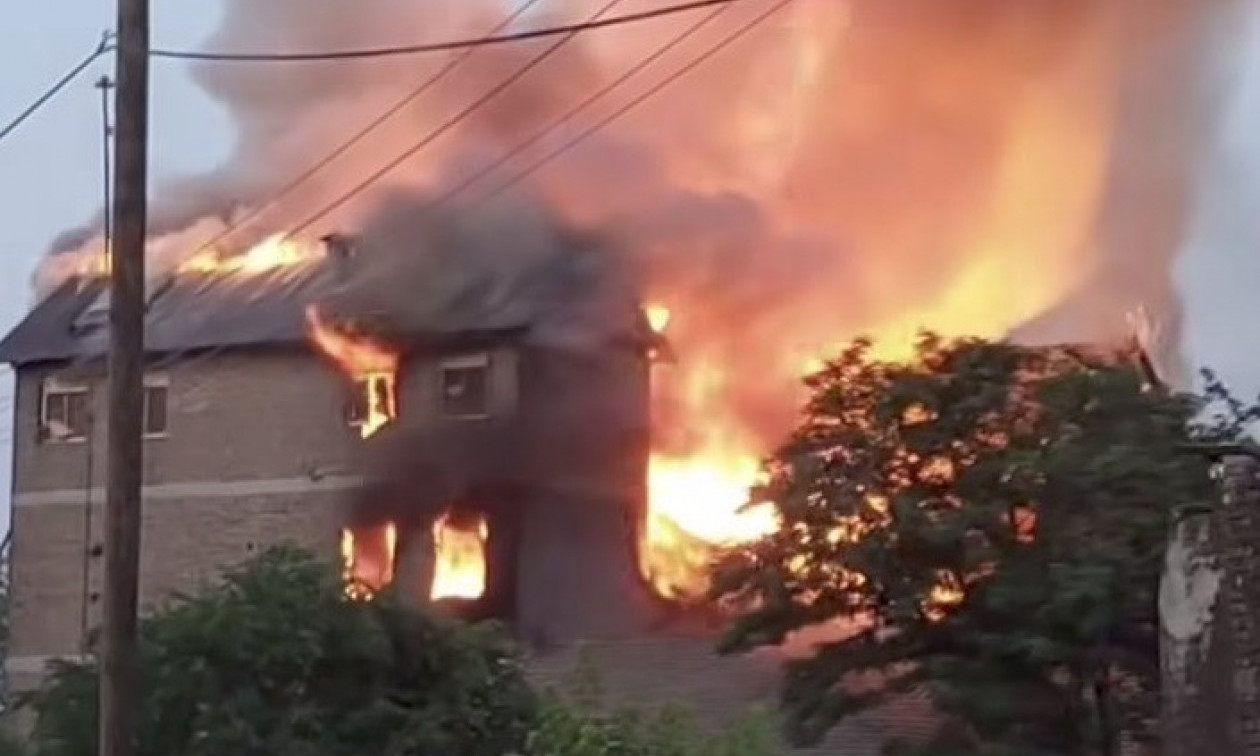 POGLEDAJTE JEZIVE SCENE: VATRA GUTA SRBOBRANSKI MLIN Vatrogasci se i dalje bore sa požarom (VIDEO/FOTO)