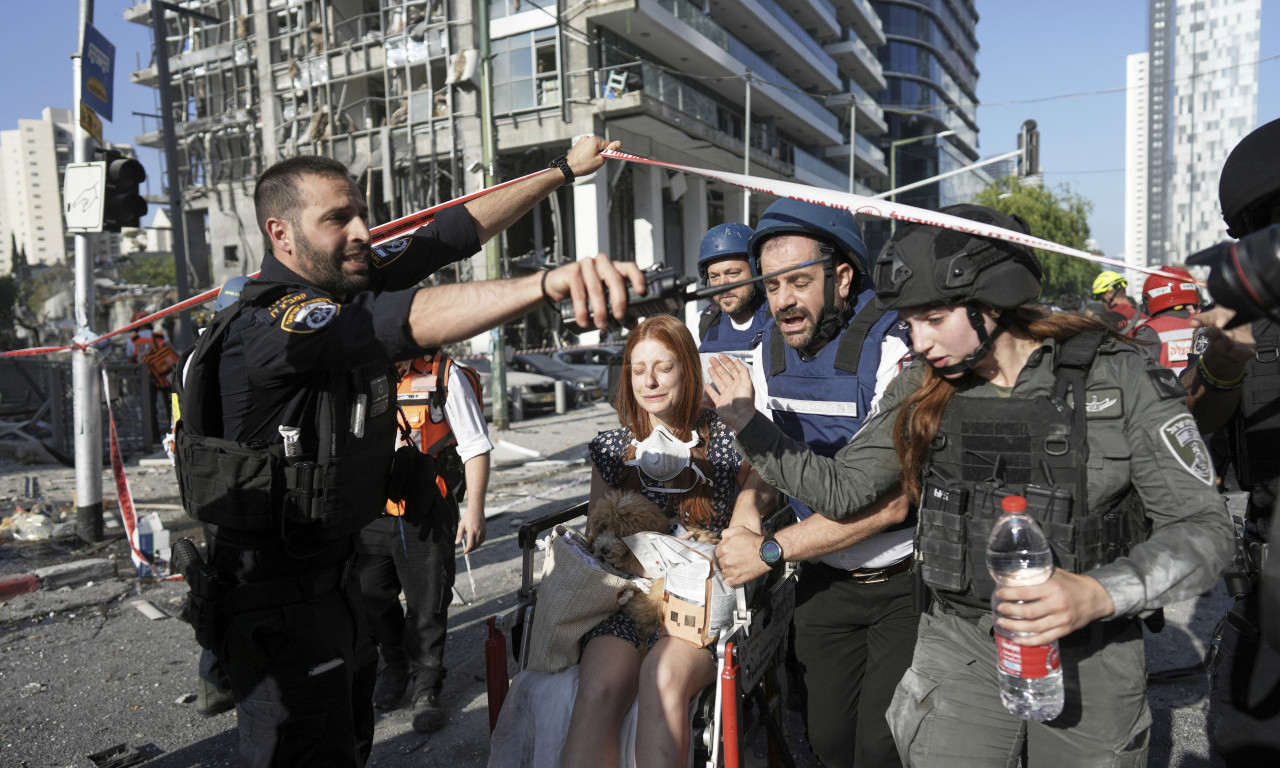 STOTINE LJUDI NA ULICI U TEHERANU Pogledajte šta se dešava!