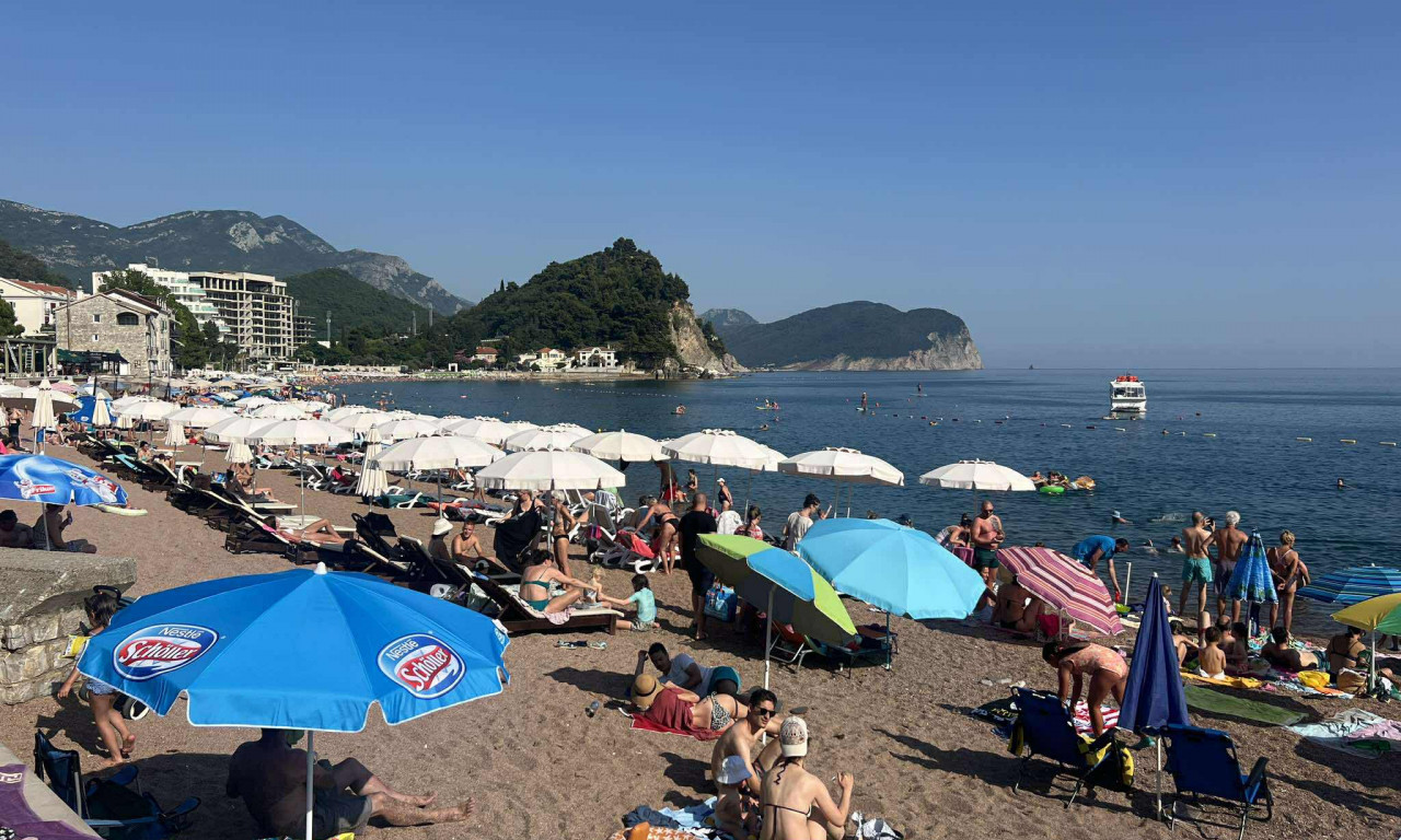 ZABRANJENO KUPANJE NA JADRANSKIM PLAŽAMA Vodite računa ako ste na moru, opasna toksična alga preti turistima