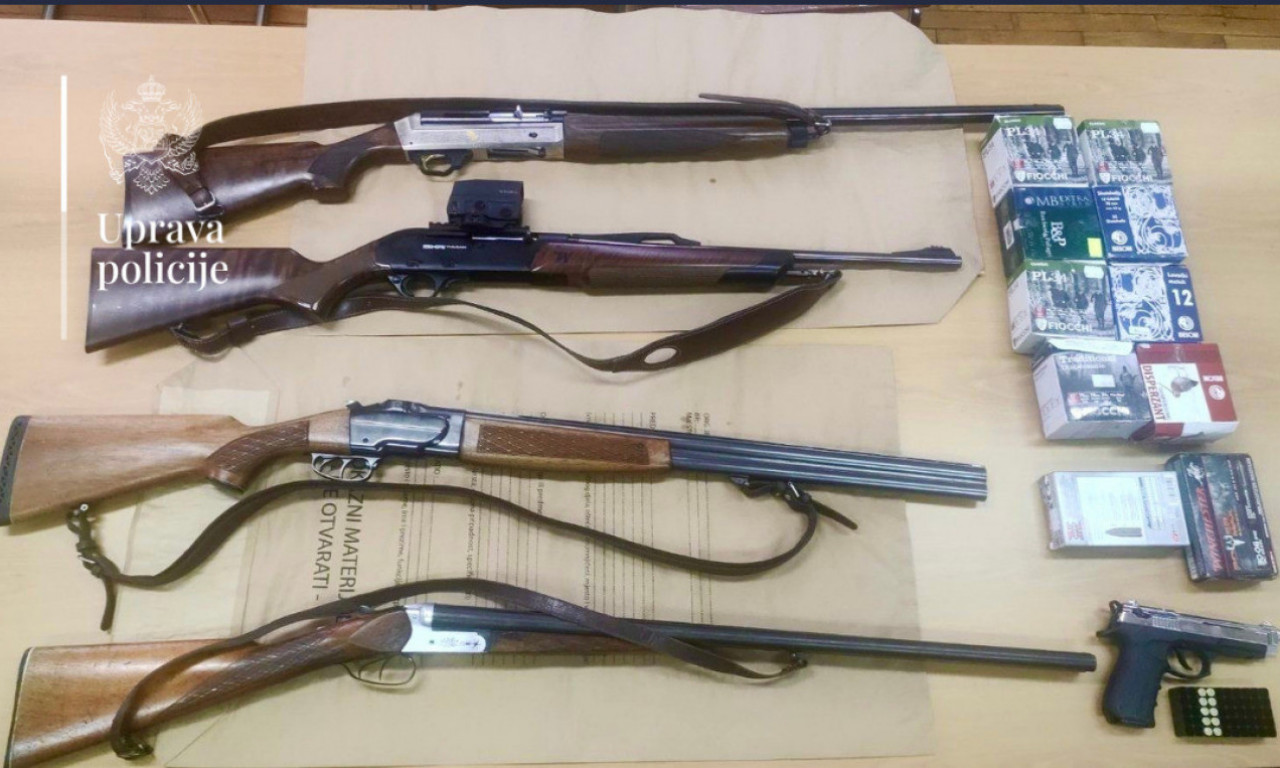 MUŠKARAC BIO NAORUŽAN "DO ZUBA" Policija mu upala u stan, pa usledio šok (FOTO)