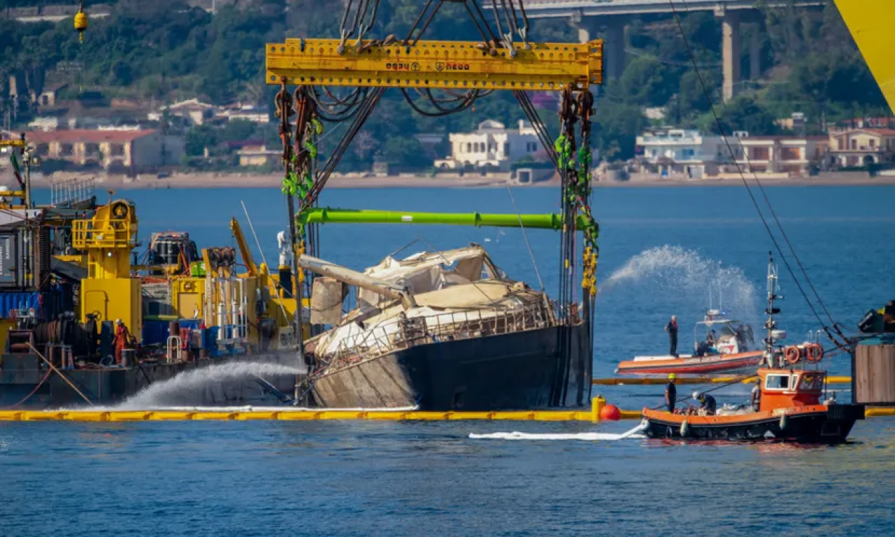 SUPERJAHTA IZVUČENA SA DNA MORA: U njoj poginuo britanski bogataš Linč, njegova ćerka i prijatelji