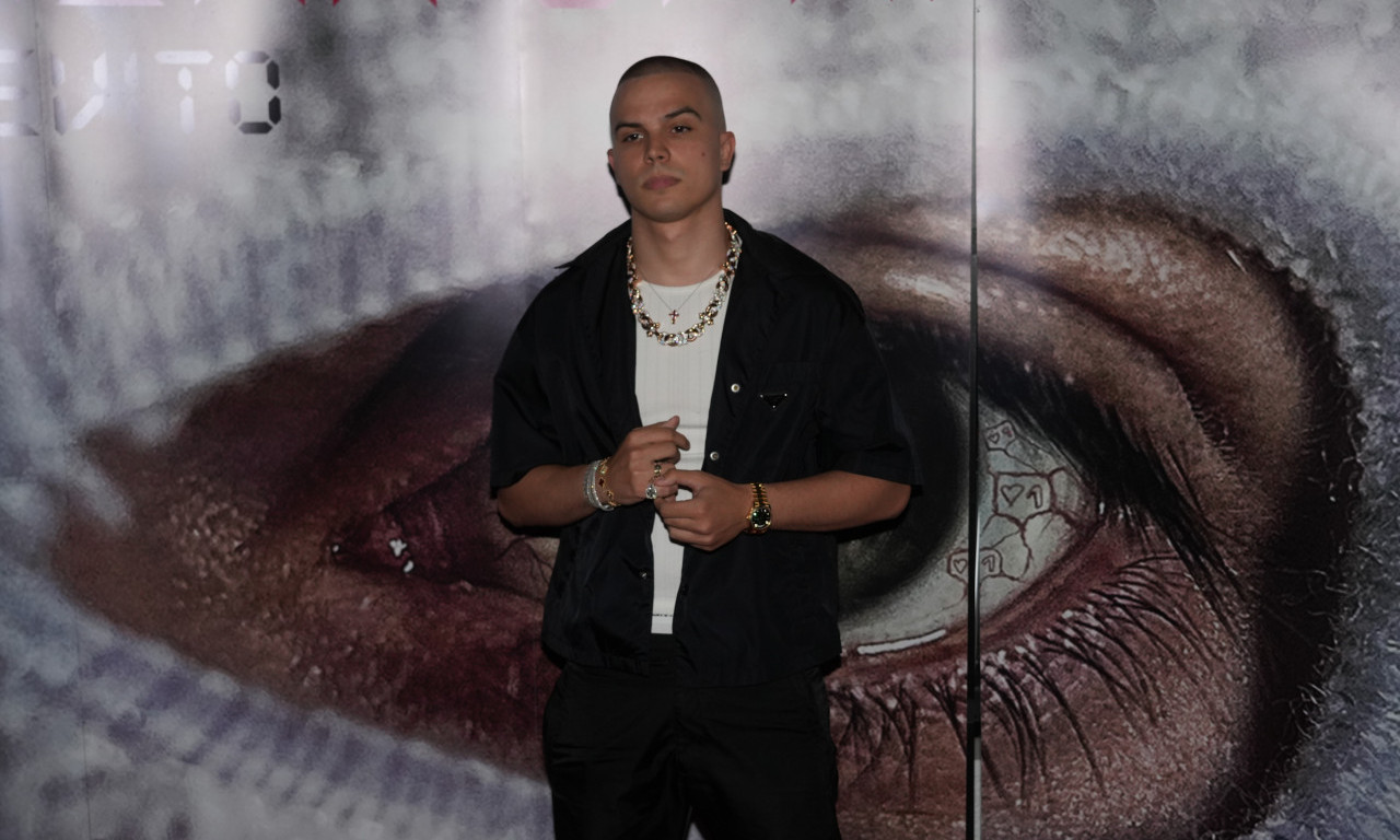 VOJAŽ PRIZNAO KOJIM SE POSLOM BAVIO PRE SLAVE Dnevnica je 5000 dinara, evo o čemu je reč