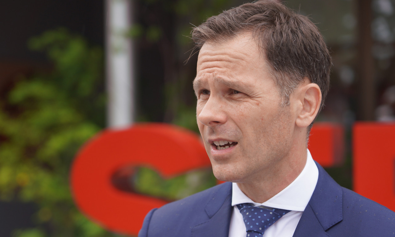 MALI POSLE SUSRETA SA TRGOVCIMA Marže u najvećim trgovinskim lancima biće ograničene na najviše 20%