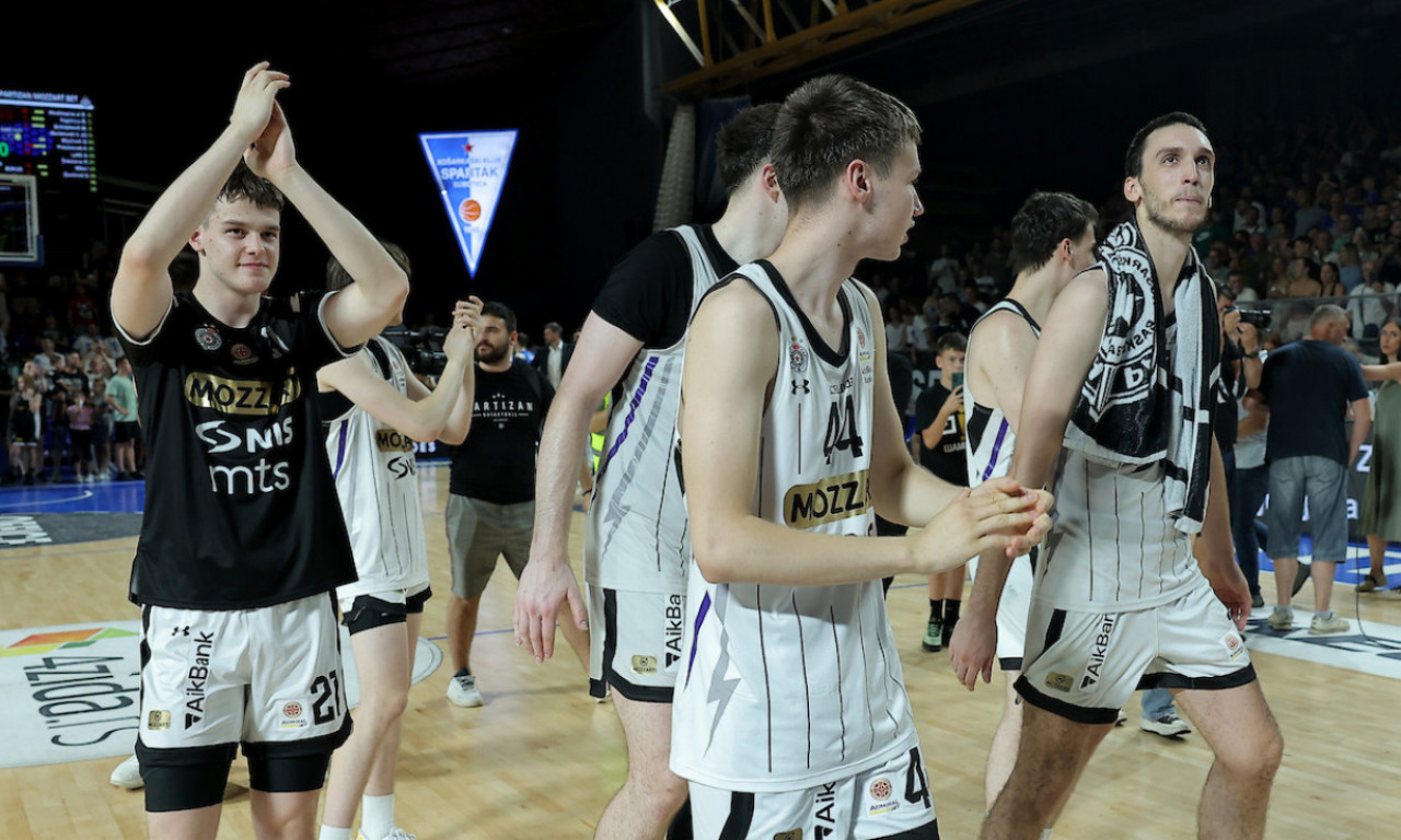 DUPLA KRUNA KOŠARKAŠA PARTIZANA: Vašington dominirao, "crno beli" šampioni Srbije!