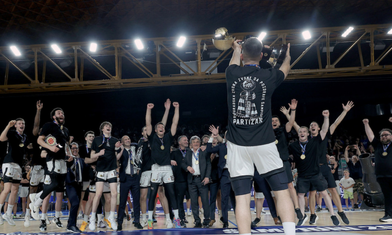 POGLEDAJTE DODELU I SLAVLJE: Partizan dominira kao najtrofejniji košarkaški klub Srbije!