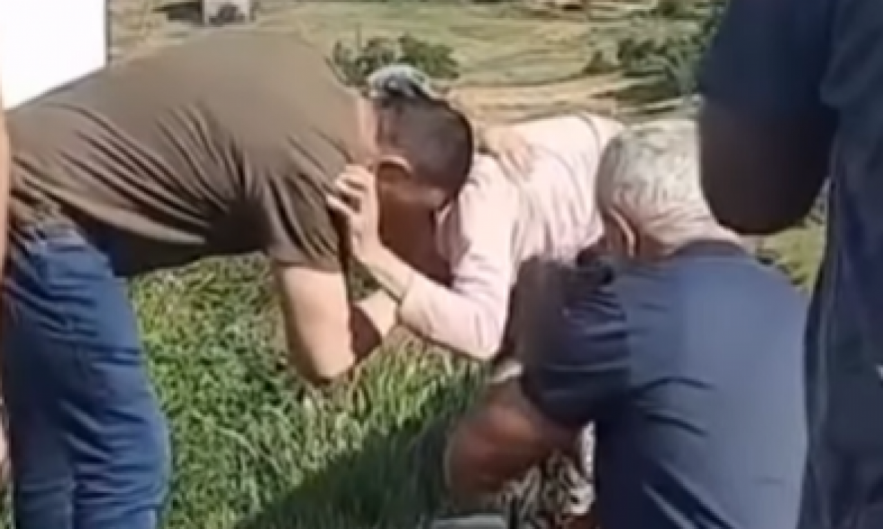 BAKA MERJEM KOD NOVOG PAZARA NIJE VIDELA SINA 40 GODINA: Tražila ga je, a onda se dogodilo čudo (VIDEO)