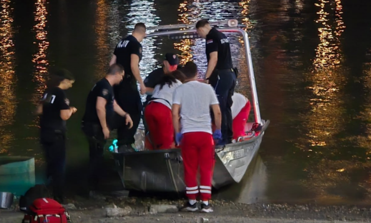 MUŠKARAC SKOČIO SA MOSTA SLOBODE U NOVOM SADU: Hitna reakcija rečne policije (FOTO)
