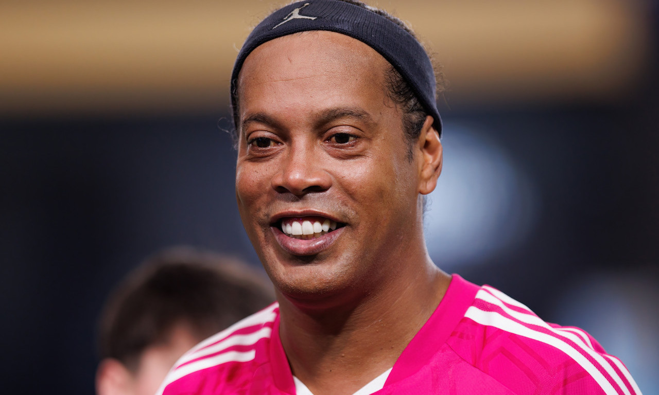 O NJOJ BRUJI SVET, A SADA JE KONAČNO PROGOVORILA Ovo je žena koja je isti Ronaldinjo - evo u kakvoj su vezi (FOTO+VIDEO)