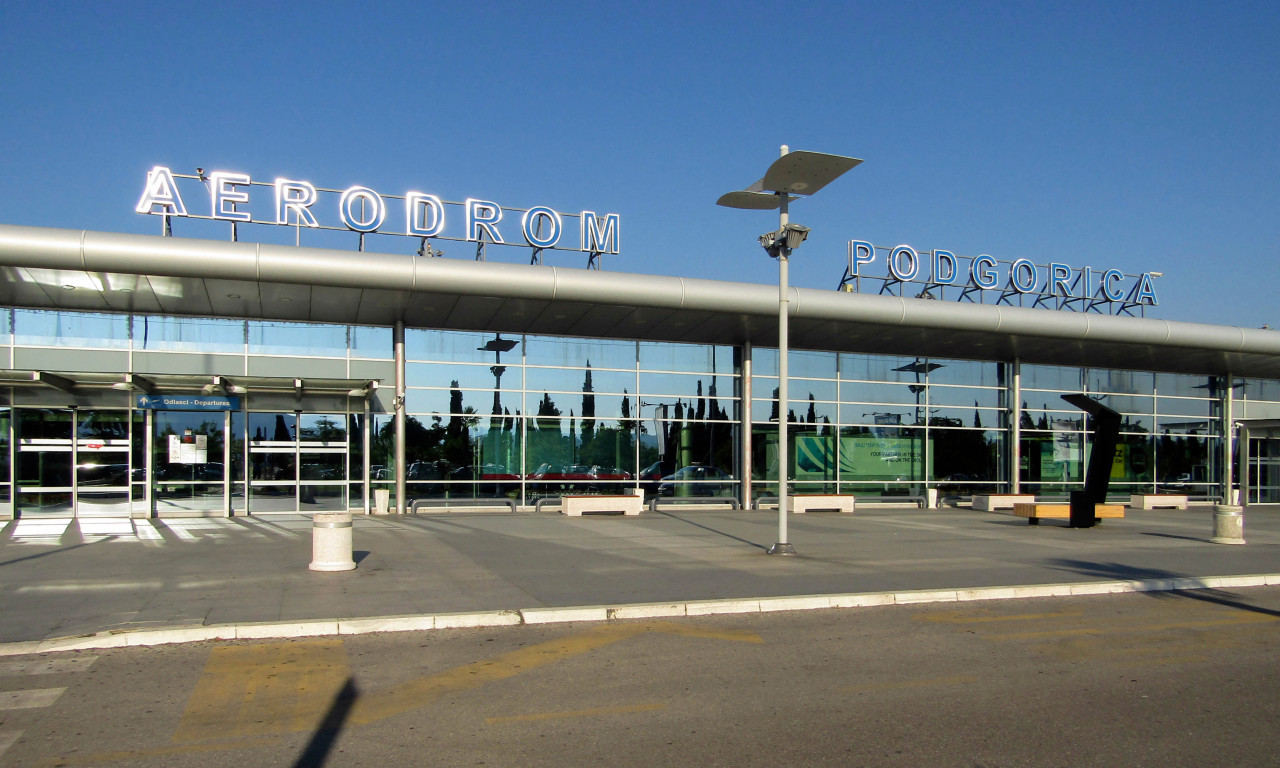 K1INFO SAZNAJE Otkazani letovi za Beograd iz Podgorice, putnici satima čekali