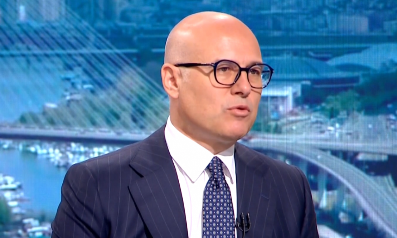 VUČEVIĆ ODUŠEVLJEN DOČEKOM NARODA: "Hvala vam na divnoj energiji" - pogledajte gde je bio (FOTO)