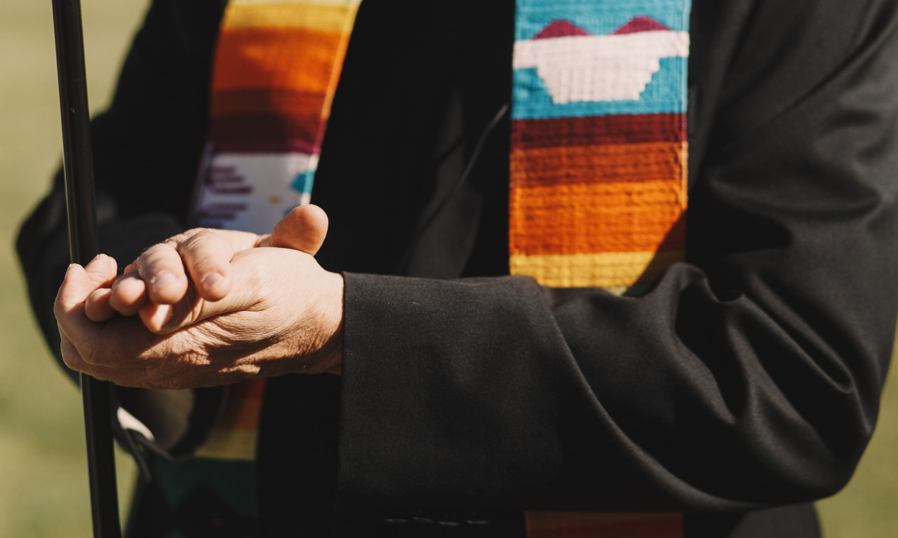 LAŽNE MONAHINJE I MONASI HARAJU GRČKOM Prevara na plažama i kod svetinja – budite oprezni!