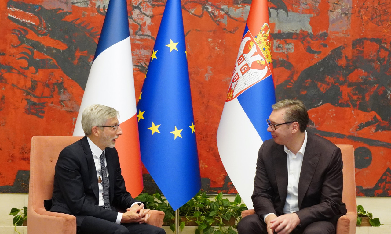 NASTAVIĆEMO DA RAZVIJAMO DOBRE ODNOSE U GODINAMA PRED NAMA Vučić primio u oproštajnu posetu ambasadora Francuske