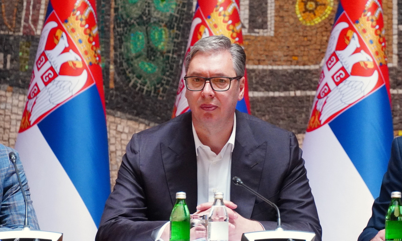VUČIĆA ODUŠEVILA STUDETKINJA IZ ANGOLE Pogledajte najbolji momenat sa otvaranja Međunarodnog foruma studenata (VIDEO)