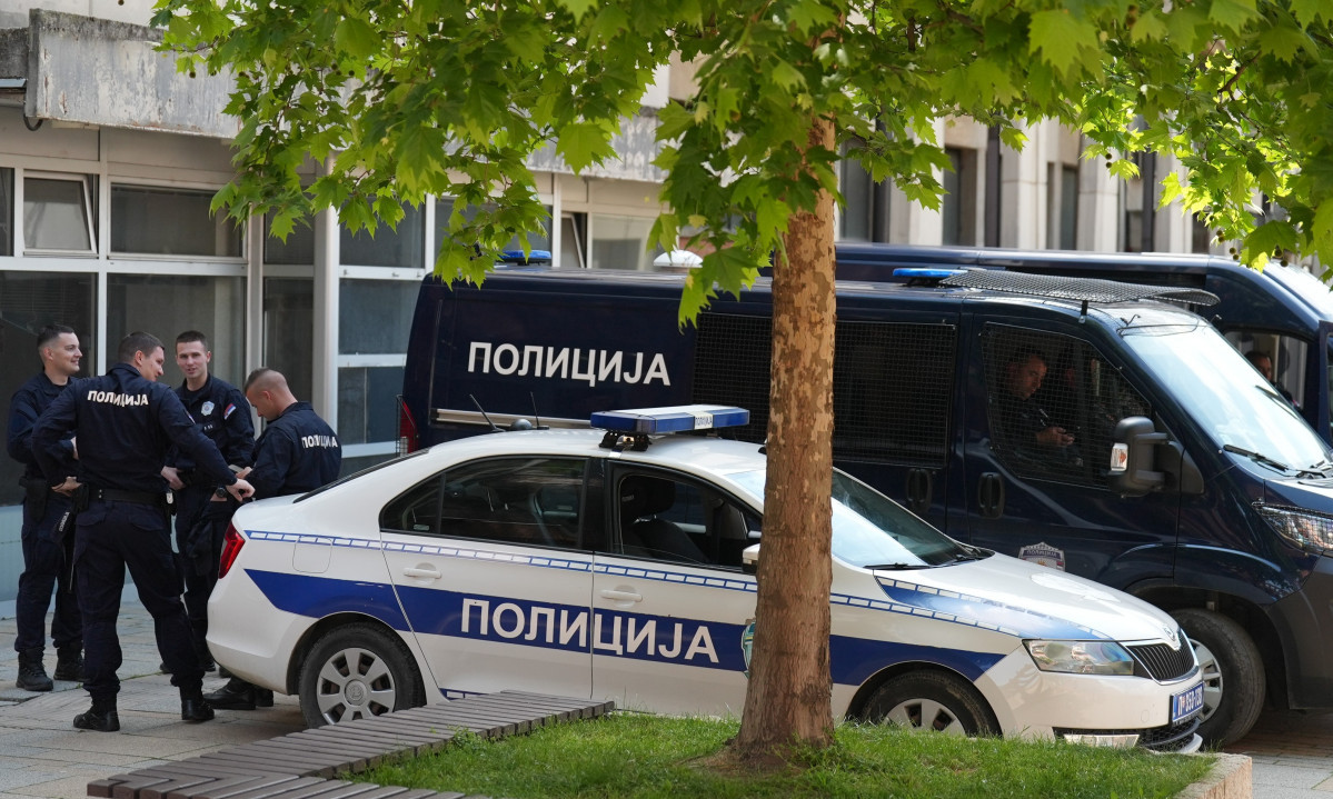 PIJAN DOBACIVAO DEVOJKAMA U BORČI, PA DOBIO BATINE PAJSEROM: Hitno završio u bolnici!