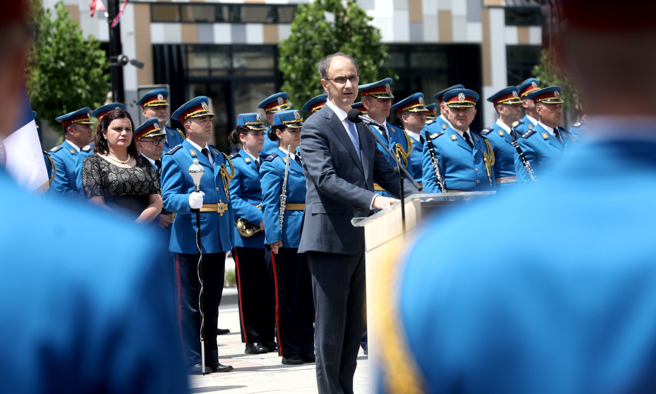 U KRUŠEVCU ODRŽANA CENTRALNA CEREMONIJA POVODOM VIDOVDANA Macut pozvao na sabornost i mir (FOTO/VIDEO)