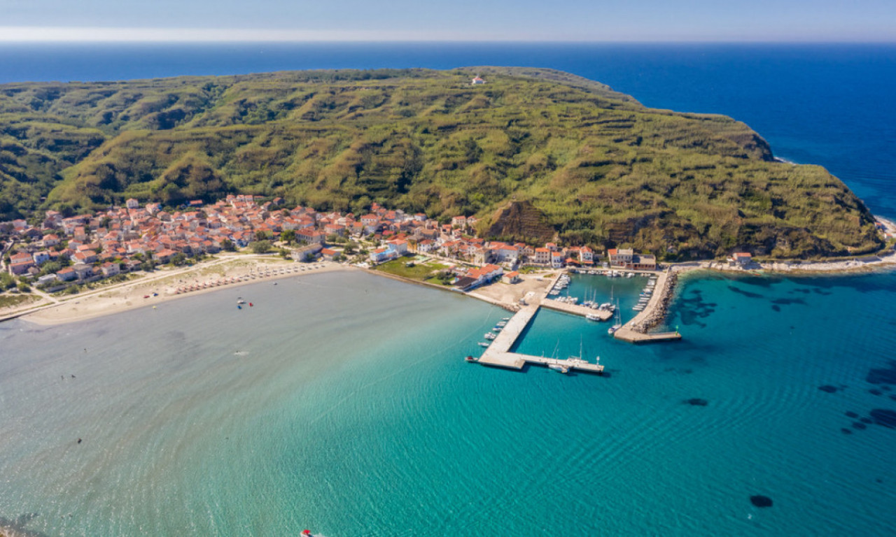 TURISTI IZ SRBIJE OSETIĆE PROMENE OVOG LETA U HRVATSKOJ! Zabrana počinje da važi od 1. juna