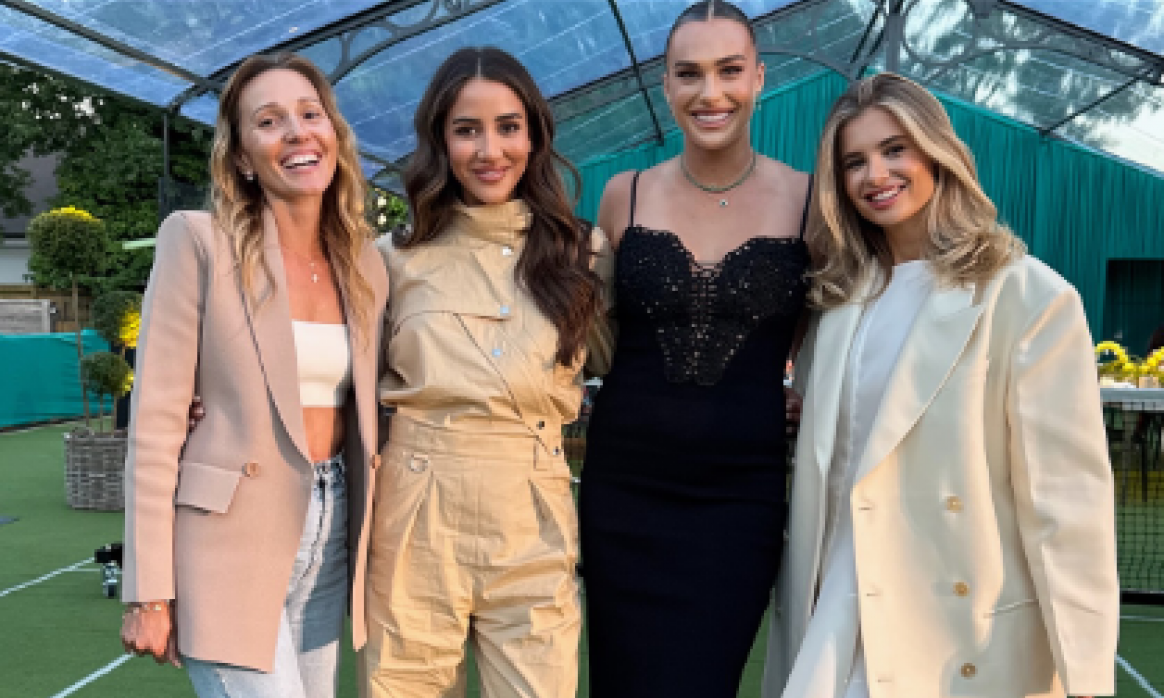 "PRIJATELJE DRŽI BLIZU, A RIVALE JOŠ BLIŽE"! Jelena Đoković u društvu Sabalenke na Vimbldonu – mreže gore!