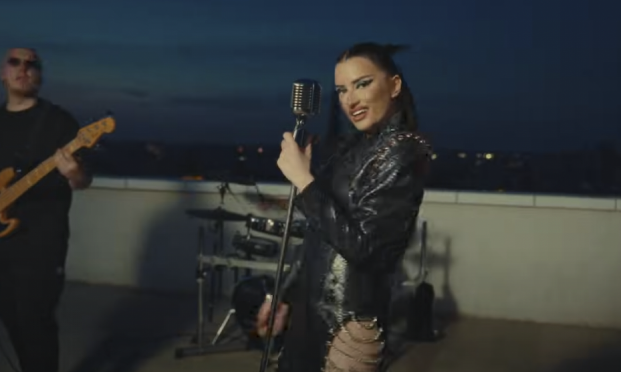 BARBARA BOBAK IZDALA DRUGI ALBUM "BLIZANAC" Ovu pesmu pisala Tea Tairović, publika prognozira da će biti hit (VIDEO)