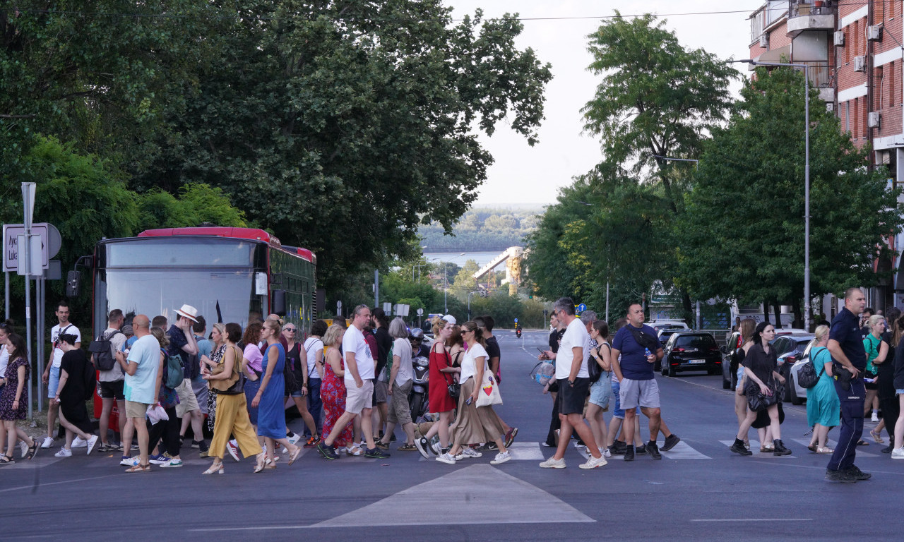 GDE SU BLOKADE U MESTIMA PO SRBIJI? Male grupe ponovo prave haos!