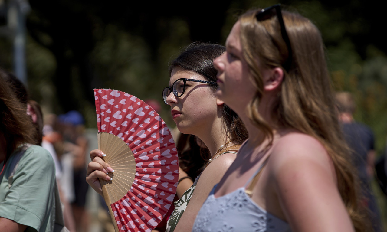 VRELO LETO NE POPUŠTA Temperature danas do 37 stepeni, ali vreme do kraja nedelje će vas iznenaditi