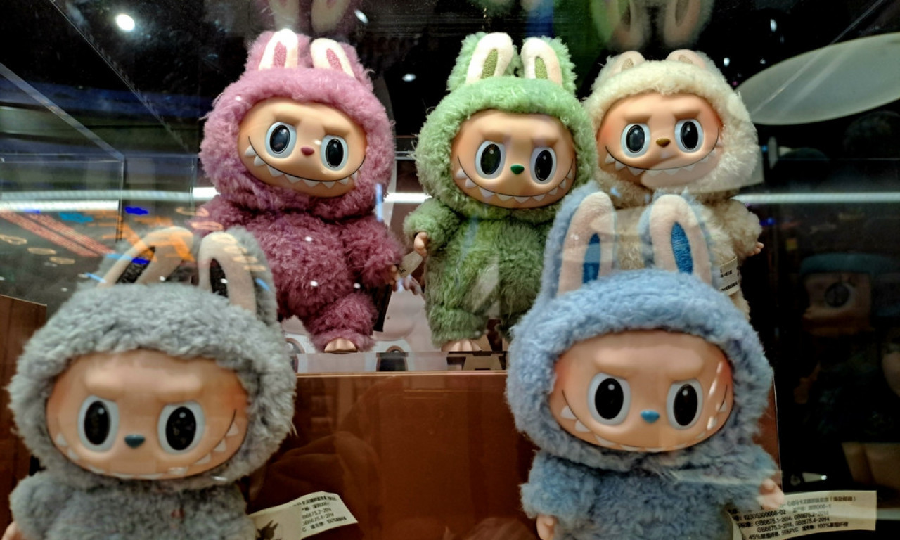 LUTKE LABUBU NA METI PROVALNIKA Cena popularne igračke dostiže vrtoglave sume, pa lopovi ne jure samo keš