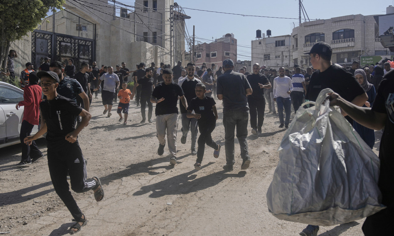OSLOBOĐENI PRVI TAOCI, MEĐU NJIMA I ALON OHEL! Hamas predao prvu grupu, a ovako slavi porodica državljanina Srbije!