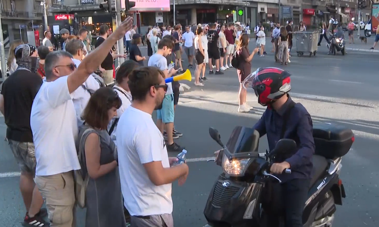 BLOKADE SU KRENULE Evo šta je zatvoreno u Beogradu, Novom Sadu i Nišu! (VIDEO)