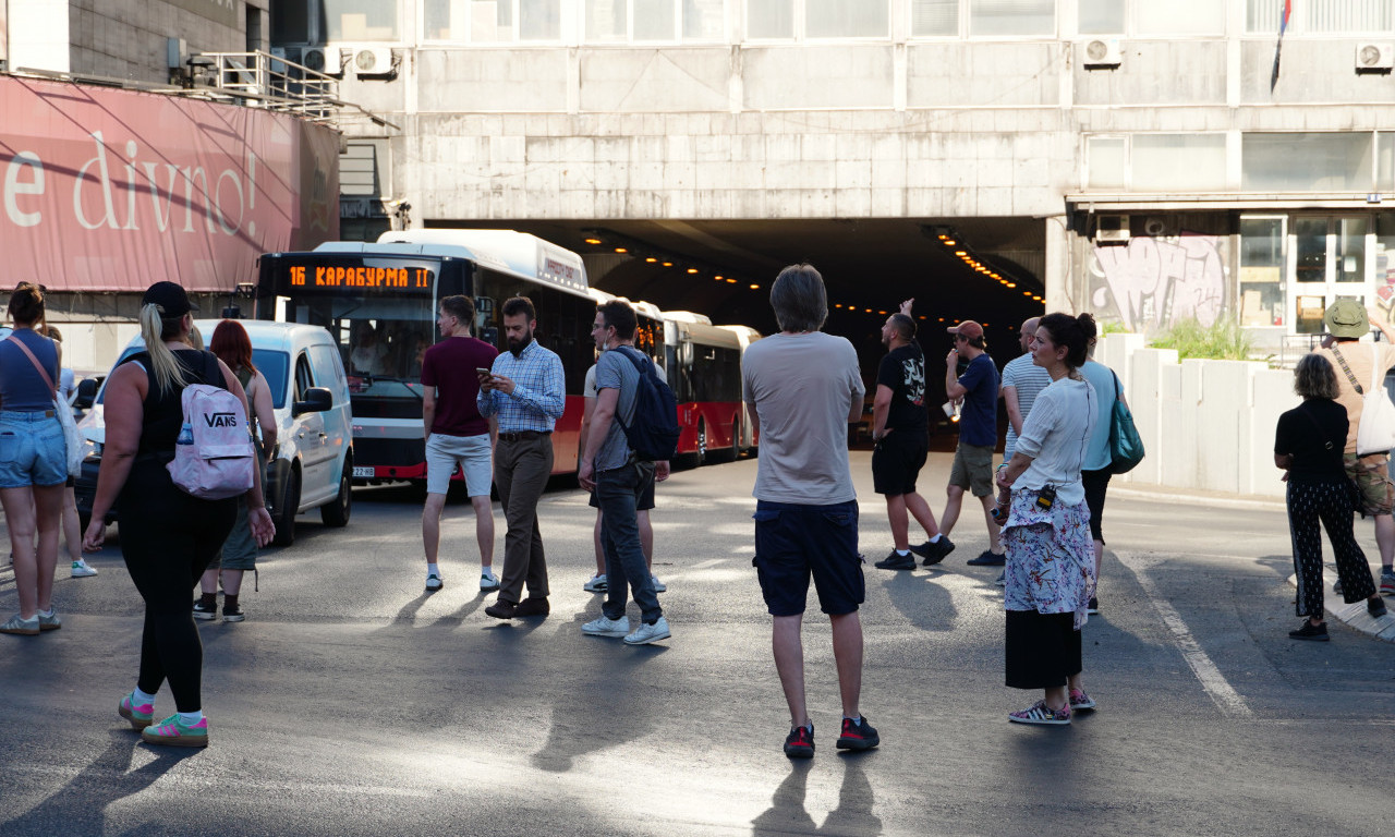 "POLICIJA IMA SVA OVLAŠĆENJA!" Više javno tužilaštvo opomenulo sve koji zaustavljaju saobraćaj!