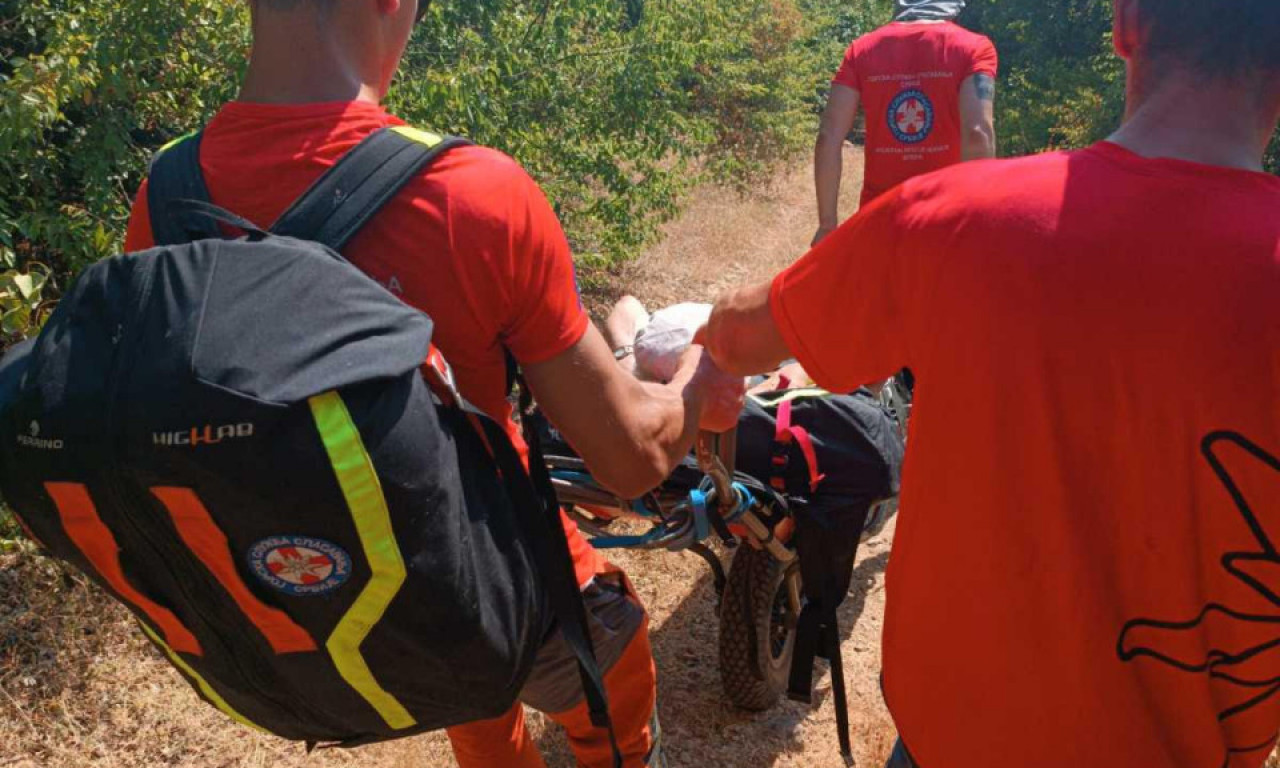 SRPKINJA SPASENA NA DURMITORU Pogledajte akciju kod Ledene pećine, poznato stanje povreda (FOTO)