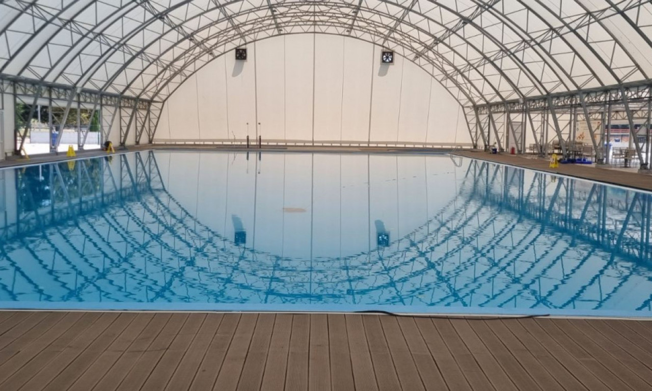 ČETVORO DECE ZAVRŠILO U BOLNICI Radnik pomešao hemikalije na bazenu u Splitu