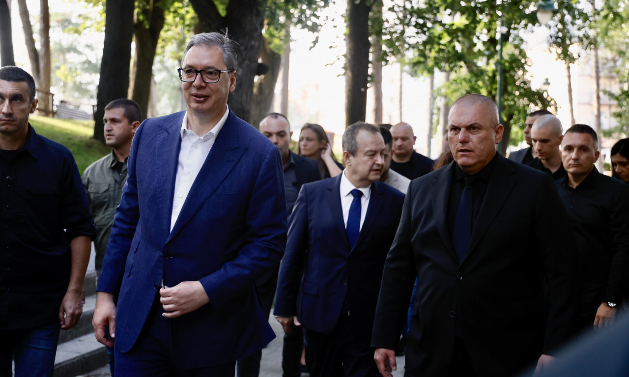 VUČIĆ U JAGODINI Predsednik prisustvuje otvaranju memorijalnog parka Dragan Marković Palma