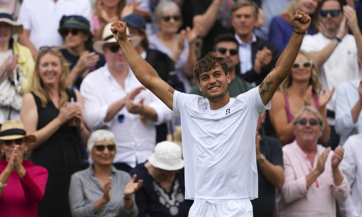 ĐOKOVIĆ MU JE IDOL, A MI IMAMO NOVU ZVEZDU! Ko je Flavio Koboli – Novakov novi protivnik na Vimbldonu?