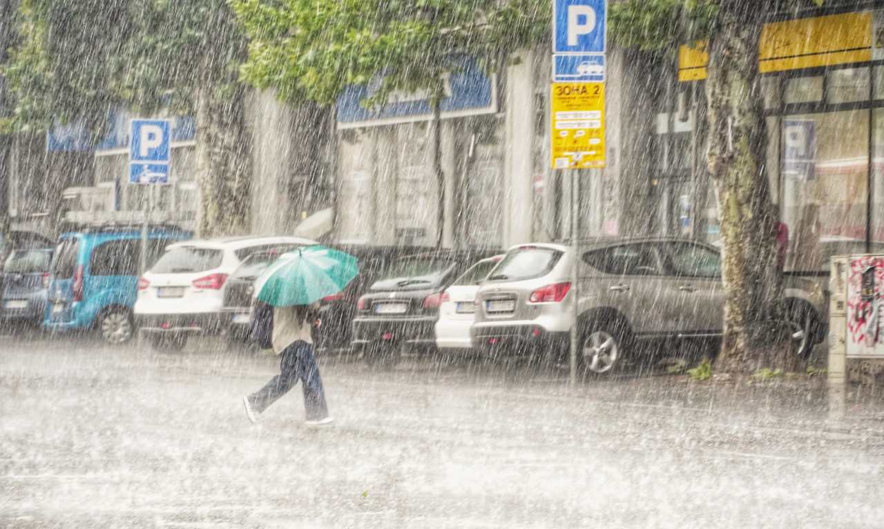 KAKVO NAS VREME OČEKUJE SUTRA Oglasio se RHMZ, temperatura naglo pada!
