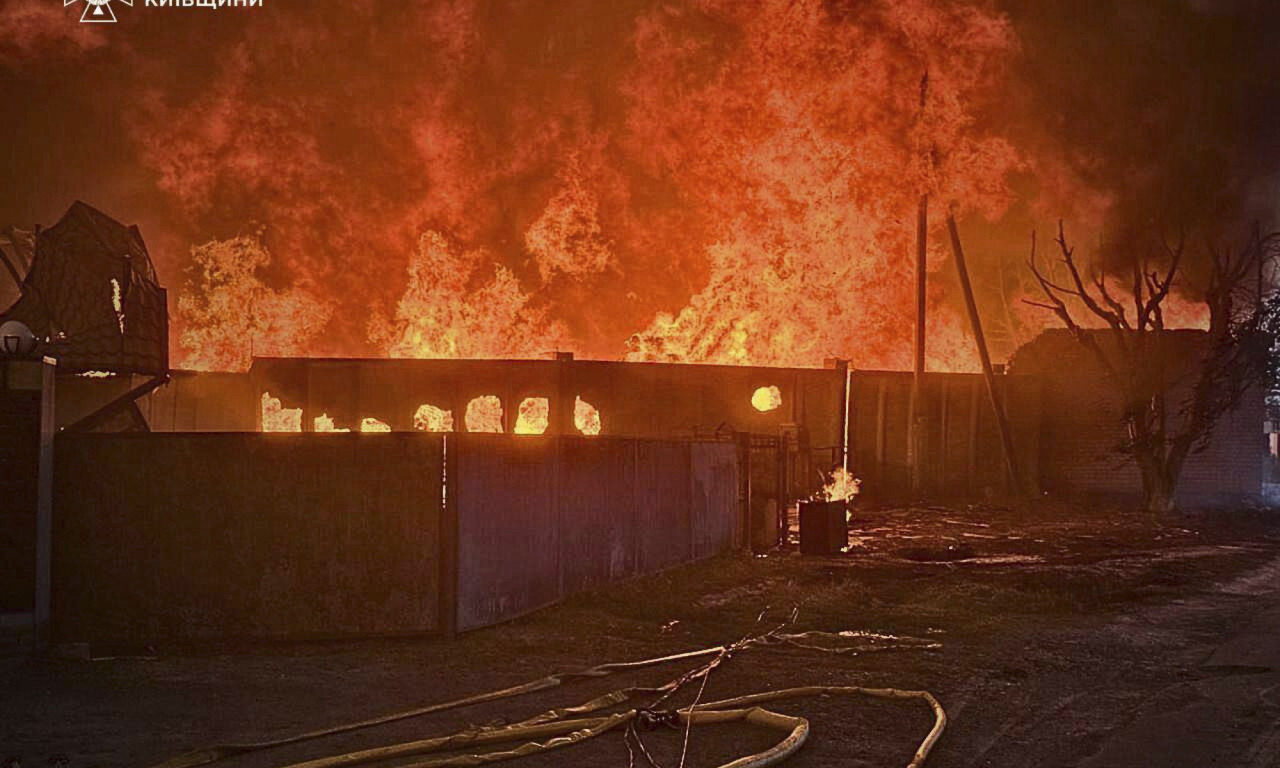 EKSPLOZIJA U RUSKOJ FABRICI EKSPLOZIVA Ima mrtvih posle ukrajinskog napada dronovima (VIDEO)