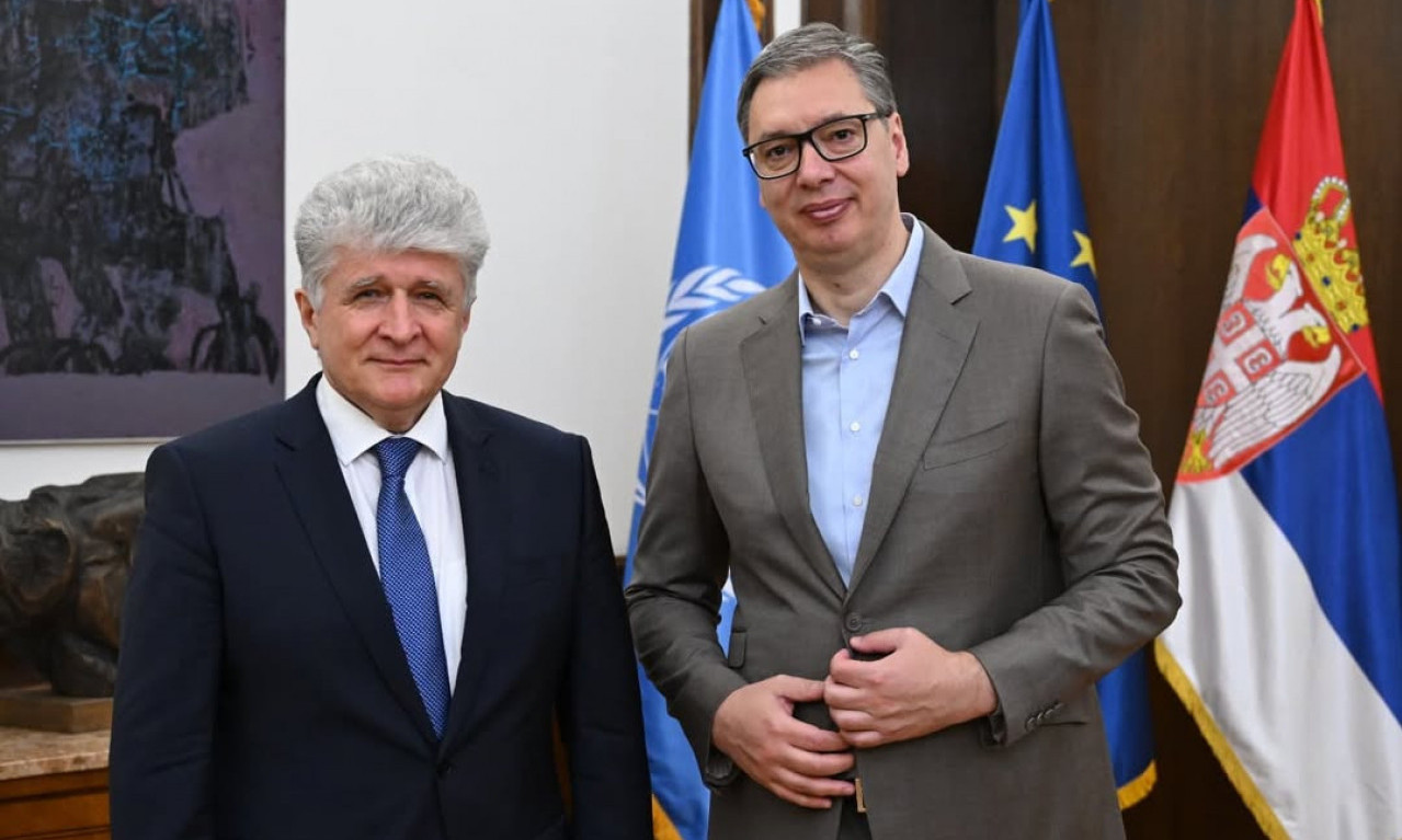 PREDSEDNIK VUČIĆ SA MIROSLAVOM JENČOM: Ključni razgovori o ulozi Srbije u UN (FOTO)