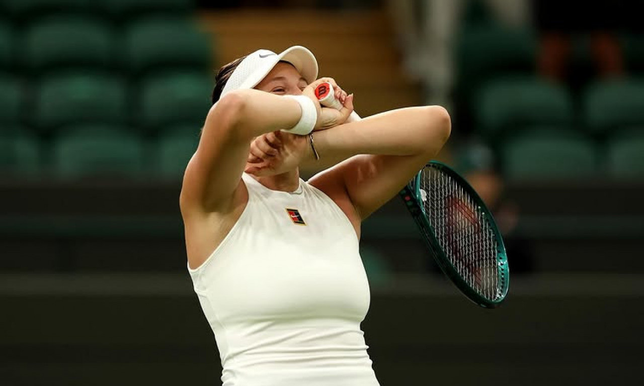 BAJKA SE NASTAVLJA: Anisimova izbacila najbolju na svetu i plasirala se u finale Vimbldona!