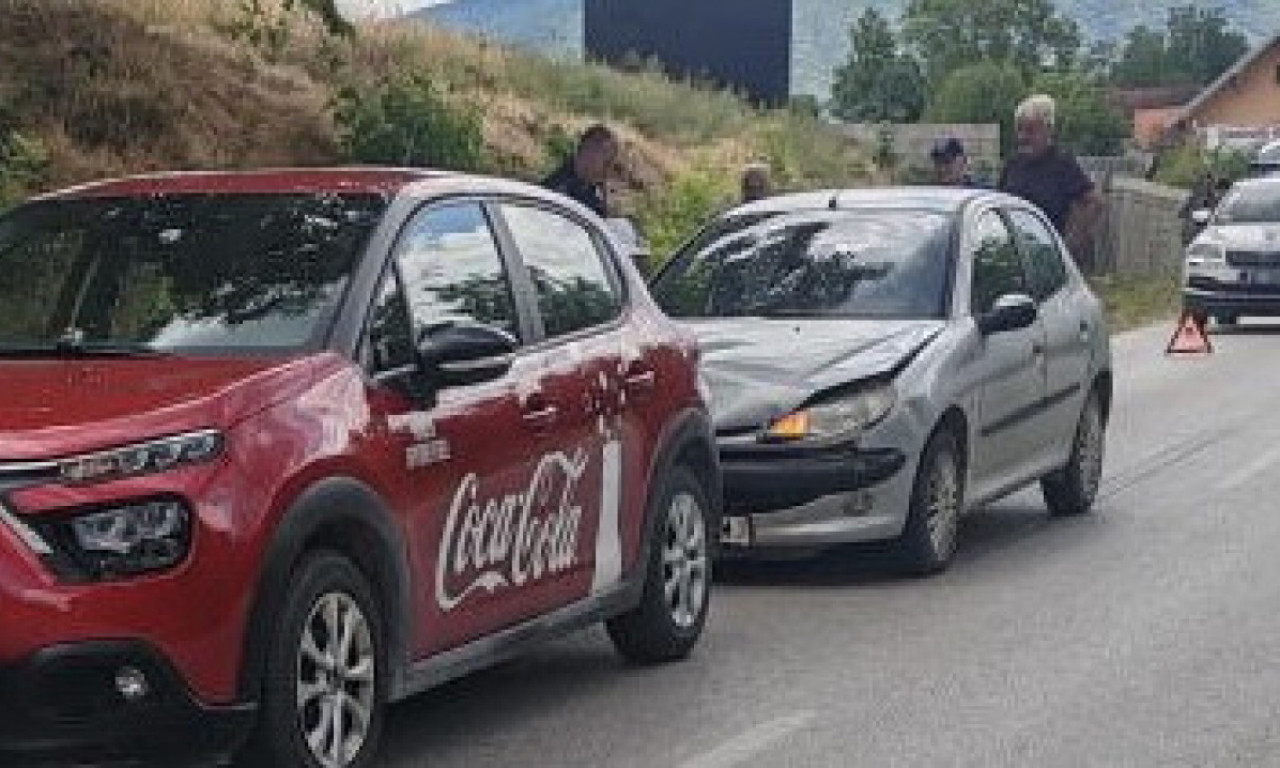 SUDAR DVA VOZILA NA PUTU LUČANI - ČAČAK: U jednom od automobila bila trudnica, saobraćaj na toj deonici otežan
