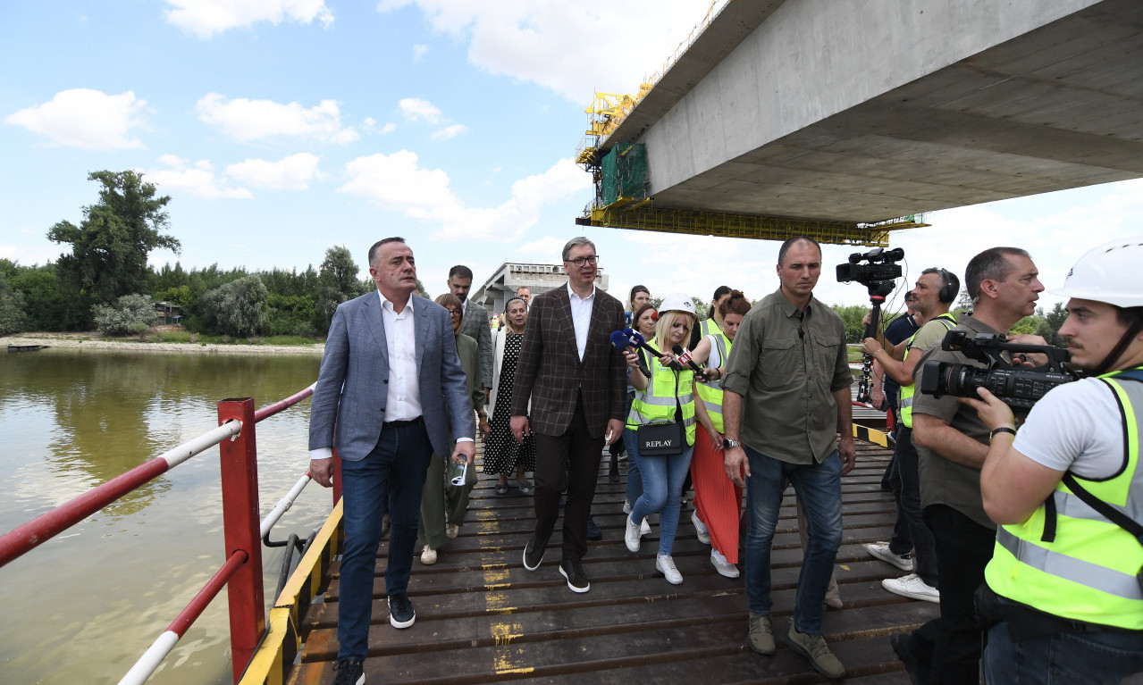 NOVI MOST PREKO DUNAVA PRE KRAJA 2026. GODINE Vučić obišao radove na Fruškogorskom koridoru (VIDEO)